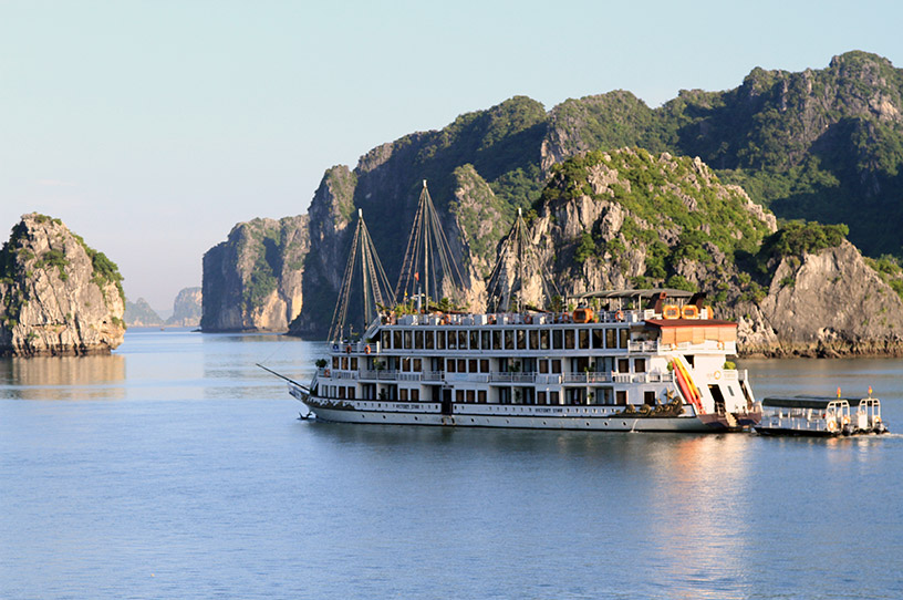 Explore Halong Bay and Spend the Night on a Cruise