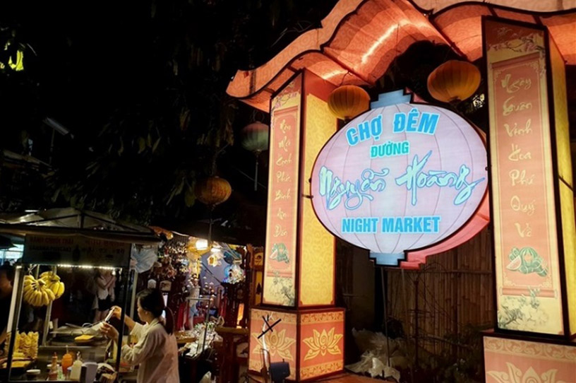 Nguyen Hoang Night Market