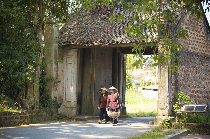 Duong Lam Ancient Village